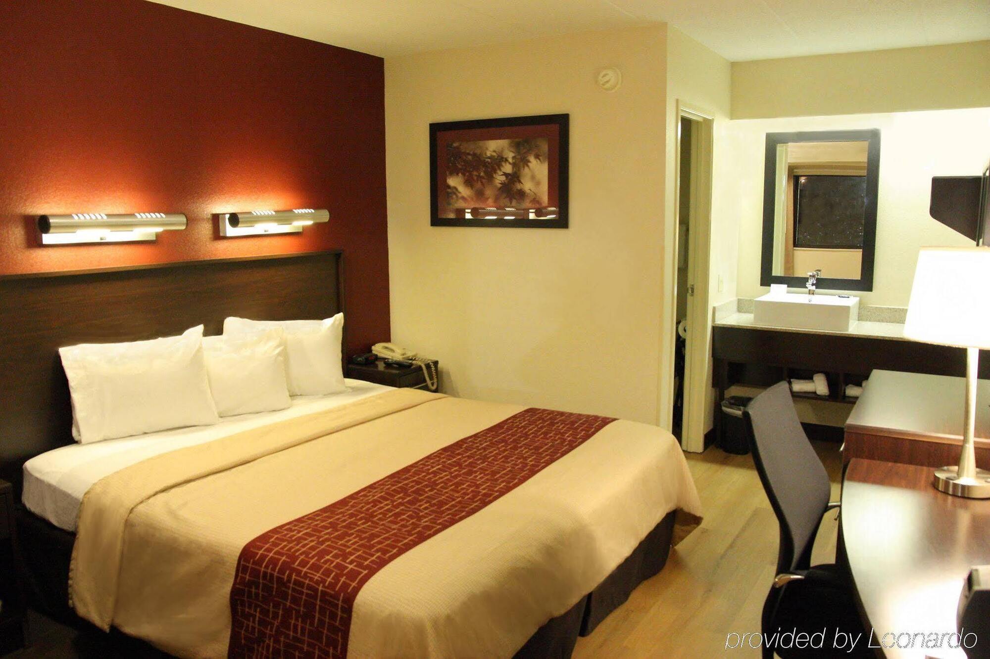 Red Roof Inn Champaign - University Extérieur photo