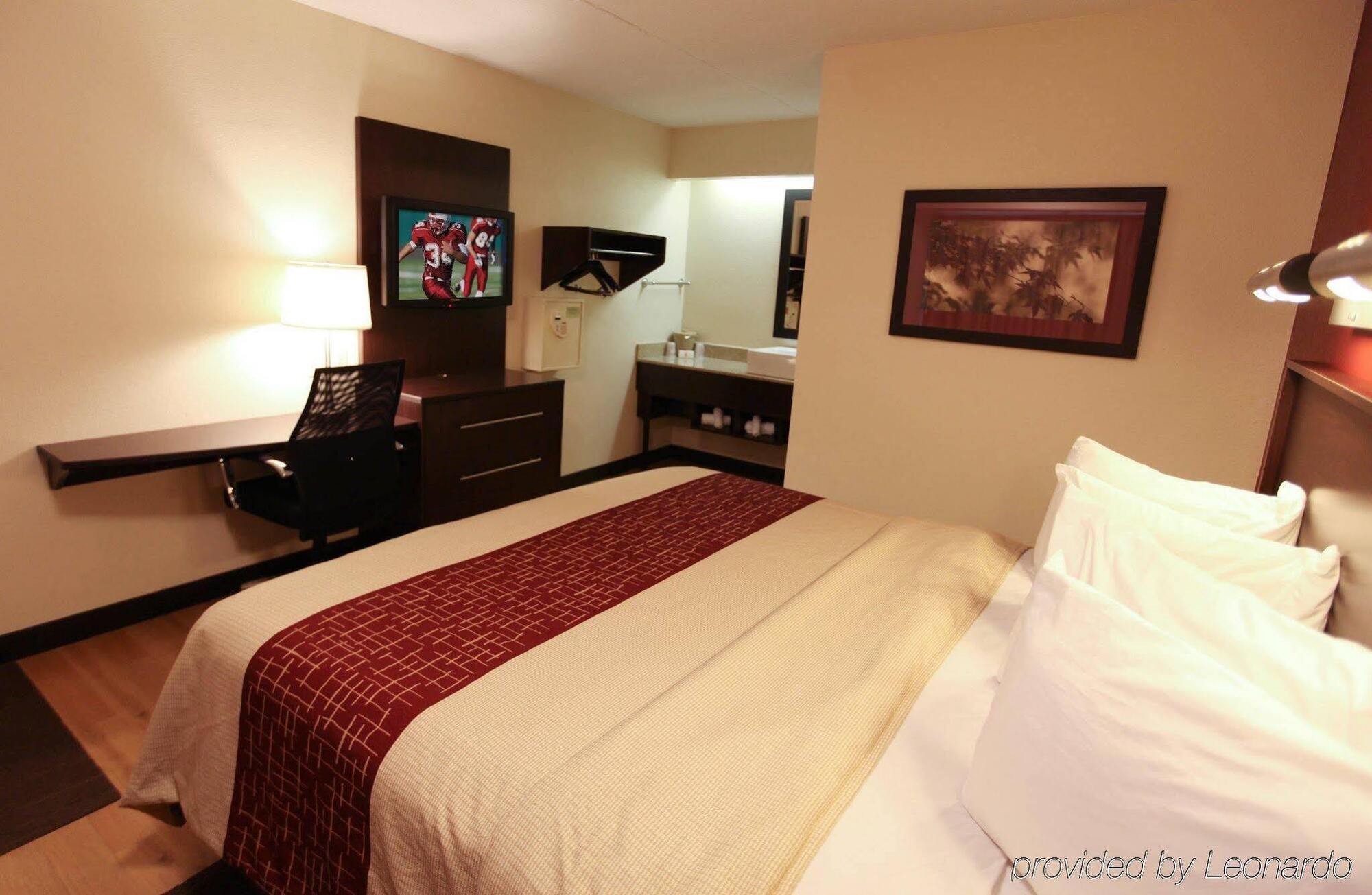 Red Roof Inn Champaign - University Extérieur photo